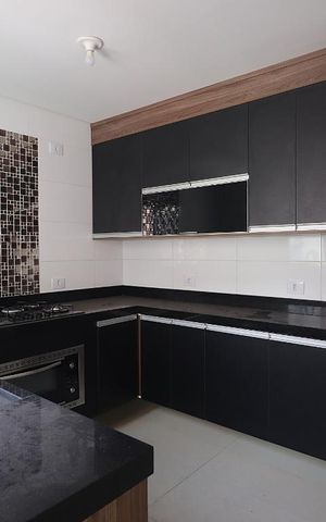 Apartamento à venda com 100m², 2 quartos e 2 vagasCozinha