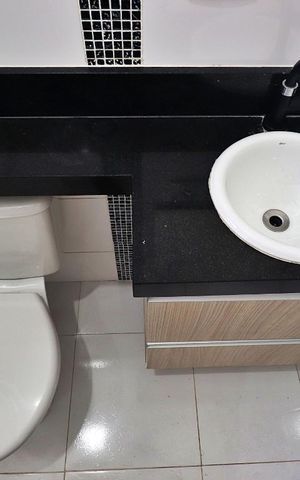 Apartamento à venda com 100m², 2 quartos e 2 vagasBanheiro da Suíte
