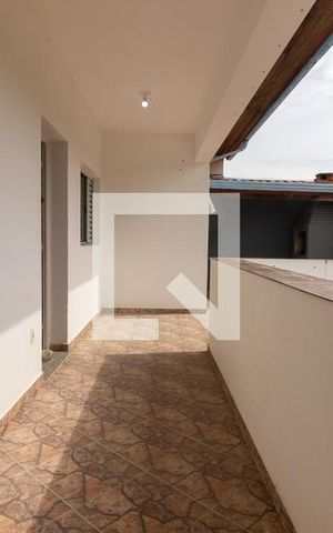 Casa à venda com 290m², 2 quartos e 2 vagas Casa à venda com 290m², 2 quartos e 2 vagasÁrea de Serviço