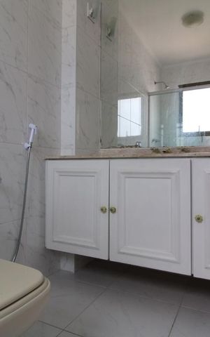 Apartamento para alugar com 350m², 4 quartos e 5 vagasBanheiro da suíte 3
