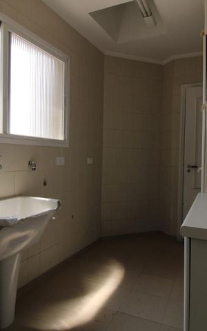 Apartamento para alugar com 350m², 4 quartos e 5 vagasÁrea de Serviço