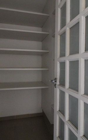 Apartamento para alugar com 350m², 4 quartos e 5 vagasDespensa