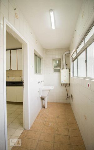 Apartamento à venda com 108m², 4 quartos e 3 vagas Apartamento à venda com 108m², 4 quartos e 3 vagaslavanderia