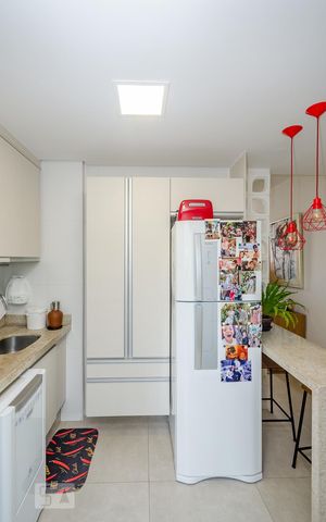 Apartamento para alugar com 75m², 2 quartos e 1 vagaCozinha