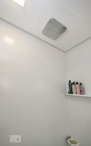 Apartamento para alugar com 75m², 2 quartos e 1 vagaBanheiro da Suíte 1