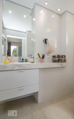 Apartamento para alugar com 75m², 2 quartos e 1 vagaBanheiro da Suíte 1