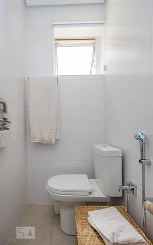 Apartamento para alugar com 75m², 2 quartos e 1 vagaBanheiro da Suíte 1