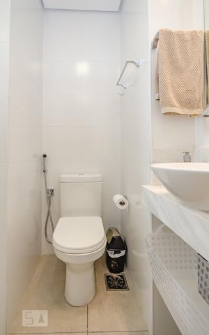 Apartamento para alugar com 75m², 2 quartos e 1 vagaBanheiro da Suíte 2