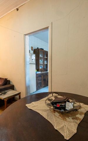 Casa à venda com 144m², 3 quartos e 2 vagasSala
