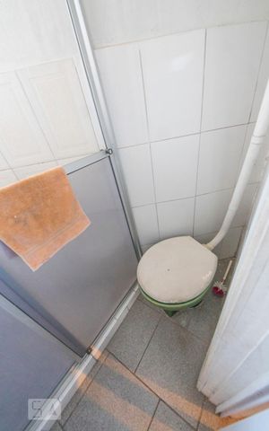 Casa à venda com 144m², 3 quartos e 2 vagasBanheiro de Serviço