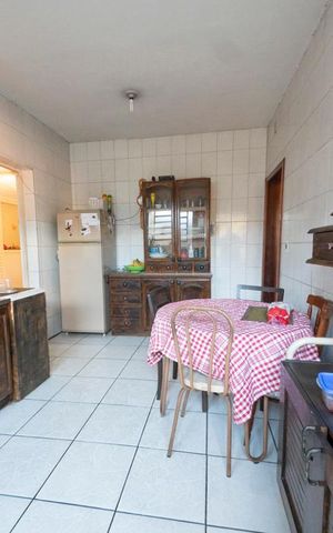 Casa à venda com 144m², 3 quartos e 2 vagasCozinha