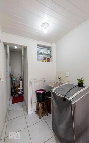 Casa para alugar com 50m², 1 quarto e sem vaga Casa para alugar com 50m², 1 quarto e sem vagaÁrea de Serviço