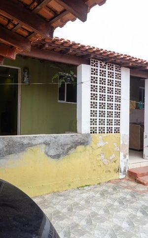 Casa à venda com 413m², 4 quartos e 3 vagas Casa à venda com 413m², 4 quartos e 3 vagasFachada
