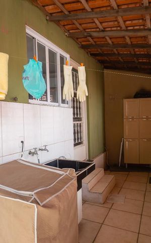 Casa à venda com 413m², 4 quartos e 3 vagas Casa à venda com 413m², 4 quartos e 3 vagasÁrea de Serviço
