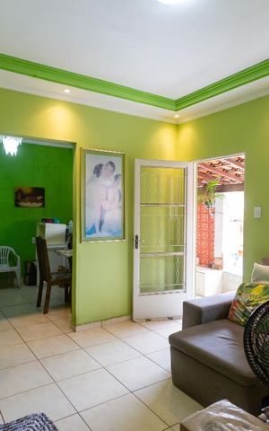 Casa à venda com 413m², 4 quartos e 3 vagas Casa à venda com 413m², 4 quartos e 3 vagasSala de Estar