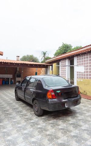 Casa à venda com 413m², 4 quartos e 3 vagas Casa à venda com 413m², 4 quartos e 3 vagasGaragem