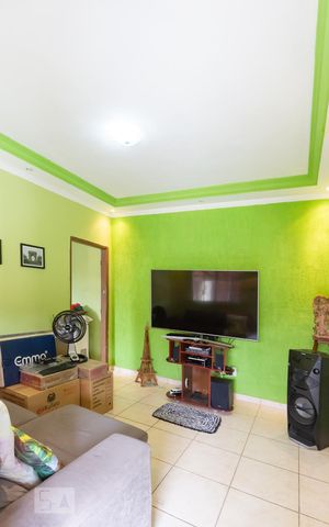 Casa à venda com 413m², 4 quartos e 3 vagas Casa à venda com 413m², 4 quartos e 3 vagasSala de Estar