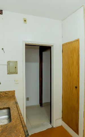 Apartamento à venda com 84m², 2 quartos e sem vaga Apartamento à venda com 84m², 2 quartos e sem vagaCozinha