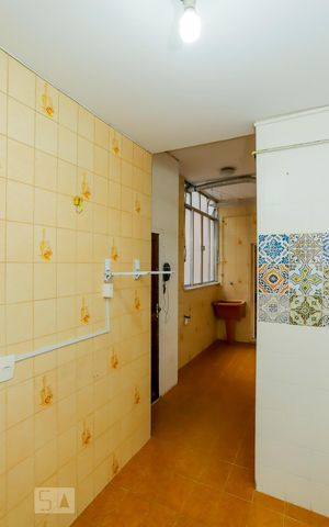 Apartamento à venda com 84m², 2 quartos e sem vaga Apartamento à venda com 84m², 2 quartos e sem vagaCozinha