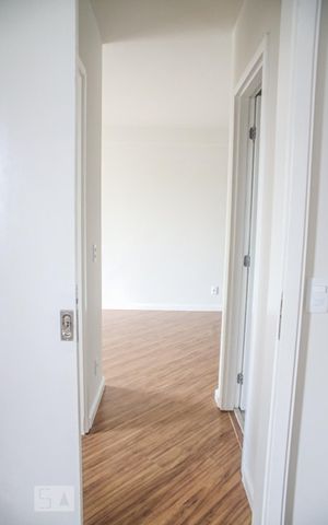 Apartamento para alugar com 67m², 2 quartos e 1 vagaCorredor