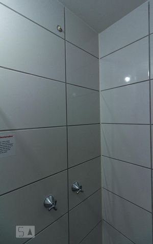 Apartamento à venda com 40m², 2 quartos e 1 vaga Apartamento à venda com 40m², 2 quartos e 1 vagaBanheiro