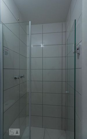 Apartamento à venda com 40m², 2 quartos e 1 vaga Apartamento à venda com 40m², 2 quartos e 1 vagaBanheiro