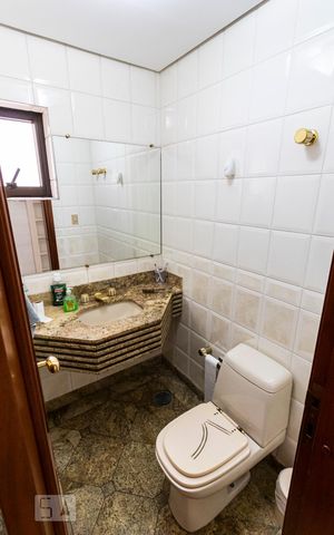 Apartamento à venda com 504m², 5 quartos e 4 vagasLavabo da Copa