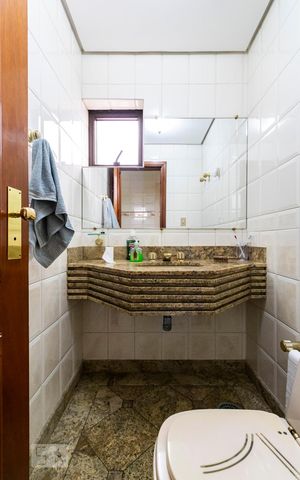 Apartamento à venda com 504m², 5 quartos e 4 vagasLavabo da Copa