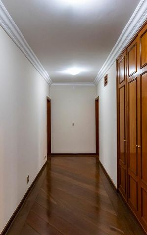 Apartamento à venda com 504m², 5 quartos e 4 vagasCorredor