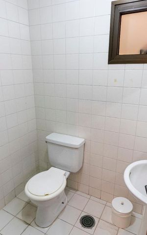 Apartamento à venda com 504m², 5 quartos e 4 vagasBanheiro de serviço