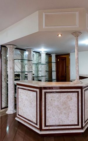Apartamento à venda com 504m², 5 quartos e 4 vagasSala