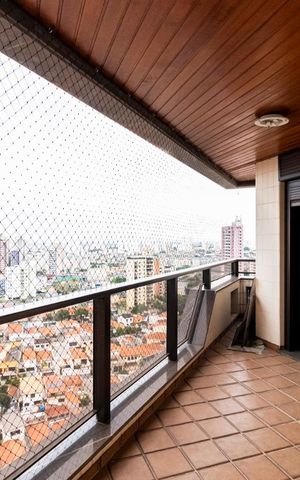 Apartamento à venda com 504m², 5 quartos e 4 vagasVaranda das Suítes 1 e 2