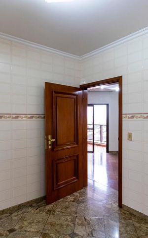 Apartamento à venda com 504m², 5 quartos e 4 vagasCopa
