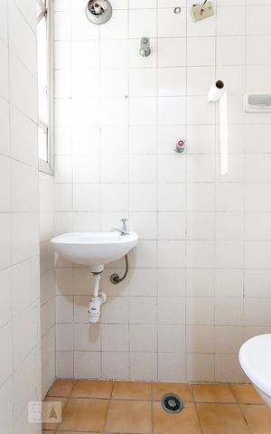 Apartamento à venda com 120m², 3 quartos e 2 vagasBanheiro de Serviço