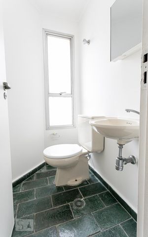 Apartamento à venda com 120m², 3 quartos e 2 vagasLavabo
