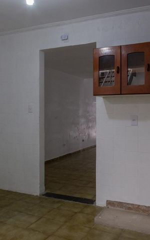 Casa para alugar com 320m², 3 quartos e 1 vaga Casa para alugar com 320m², 3 quartos e 1 vagaCozinha