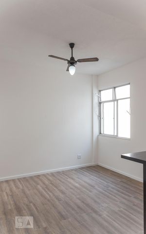 Apartamento para alugar com 55m², 1 quarto e sem vaga Apartamento para alugar com 55m², 1 quarto e sem vagaSala
