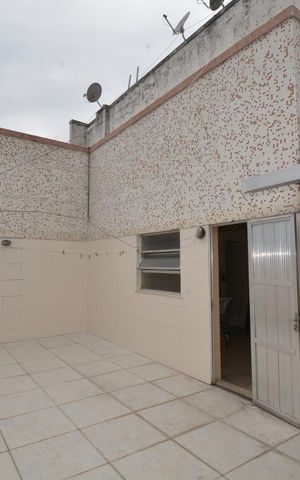 Apartamento para alugar com 120m², 3 quartos e 1 vagaÁrea de Serviço Externa