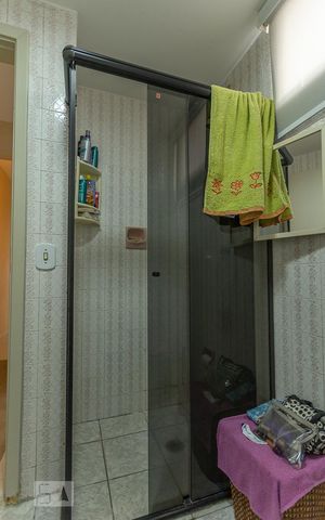 Apartamento à venda com 80m², 2 quartos e 1 vagaBanheiro Social
