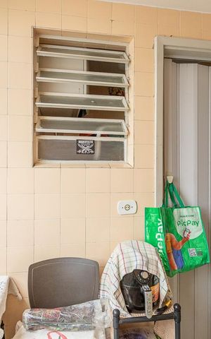 Apartamento à venda com 80m², 2 quartos e 1 vagaÁrea de Serviço