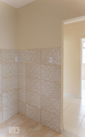 Apartamento à venda com 80m², 3 quartos e sem vaga Apartamento à venda com 80m², 3 quartos e sem vagaCozinha