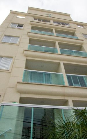 Studio à venda com 34m², 1 quarto e sem vaga Studio à venda com 34m², 1 quarto e sem vagaFachada