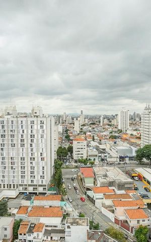 Apartamento à venda com 160m², 4 quartos e 3 vagas Apartamento à venda com 160m², 4 quartos e 3 vagasVista da varanda