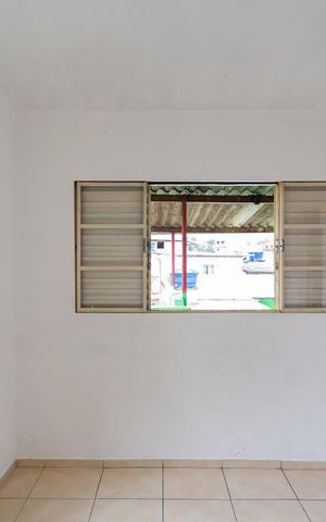 Casa à venda com 50m², 1 quarto e sem vaga Casa à venda com 50m², 1 quarto e sem vagaQuarto