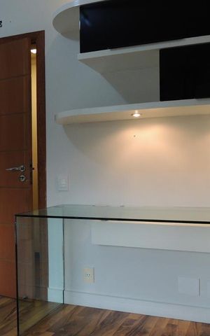 Apartamento para alugar com 180m², 4 quartos e 3 vagasQuarto 3 - Armários