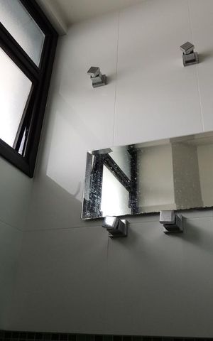 Apartamento para alugar com 180m², 4 quartos e 3 vagasDetalhe do banheiro