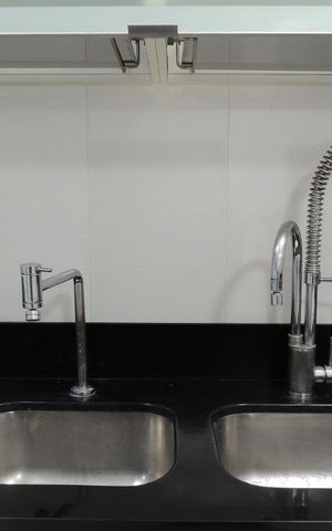Apartamento para alugar com 180m², 4 quartos e 3 vagasCozinha - Torneira