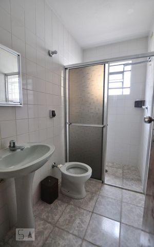 Casa à venda com 280m², 5 quartos e 6 vagasBanheiro