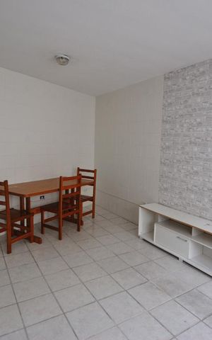 Casa à venda com 280m², 5 quartos e 6 vagasCozinha/Sala - Casa 02