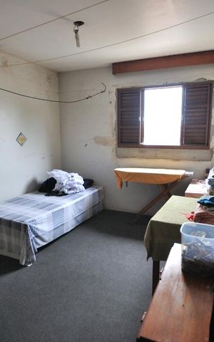 Casa à venda com 280m², 5 quartos e 6 vagasQuarto Superior